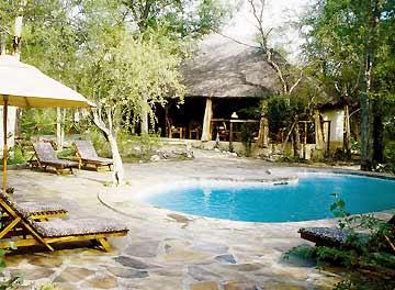 Etosha Aoba Lodge Екстер'єр фото